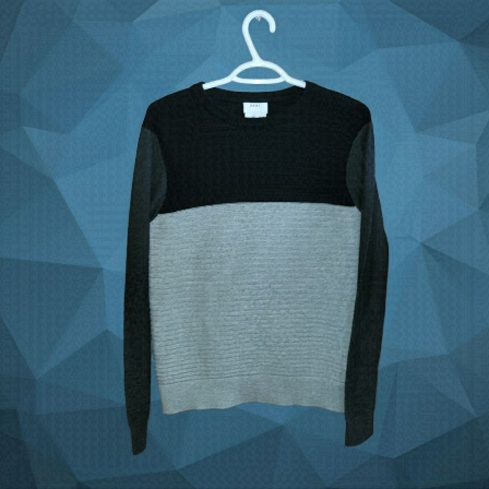 DKNY Black & Grey Knit Sweater